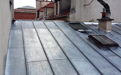 Couverture de toit en zinc réalisée par C.N.V.